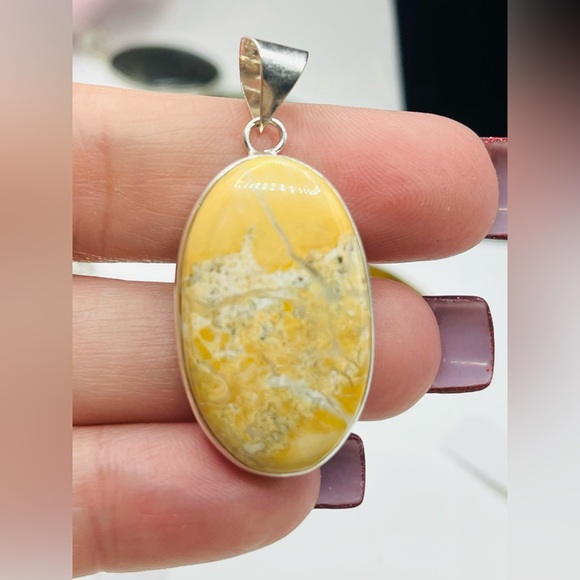 Maligano Jasper Oval Pendant with Sterling Border - Picture 4 of 6